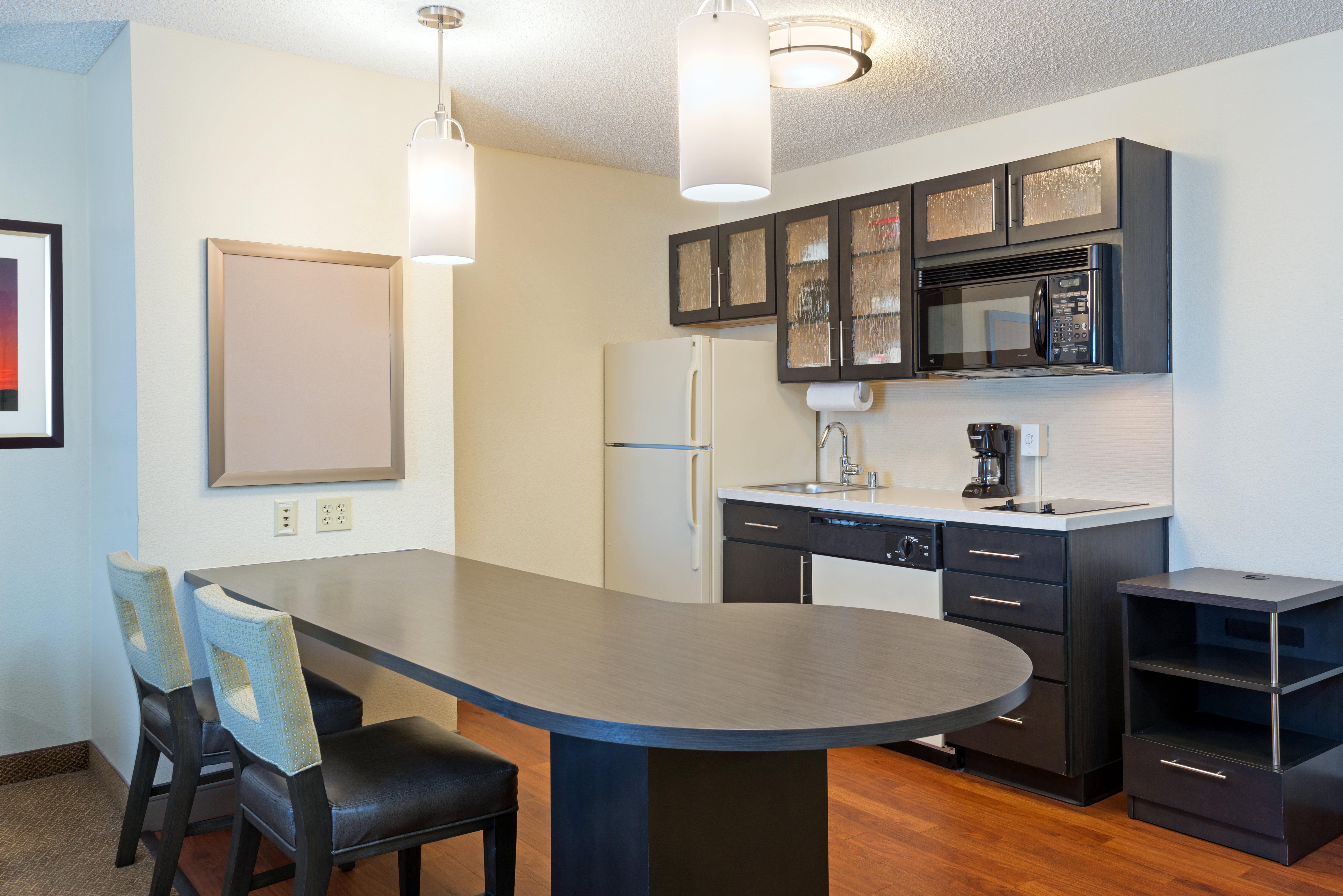 Mainstay Suites- Kansas City أوفرلاند بارك المظهر الخارجي الصورة